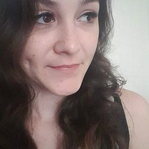 Meet your Posher, Cynthia